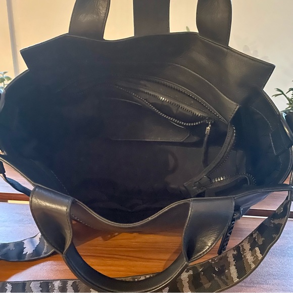 ❌SOLD❌elsewhere KENZO Designer BAG 🖤 NWOT 💖 - Picture 8 of 13